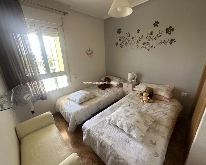 Image No.12-2 Bed Apartment for sale