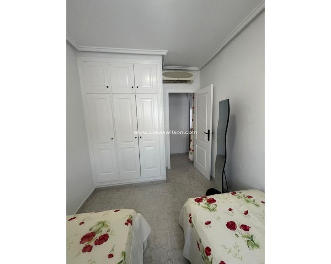 Image No.16-2 Bed Townhouse for sale