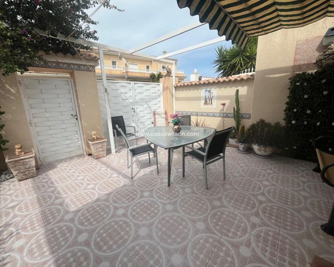 Image No.3-2 Bed Townhouse for sale