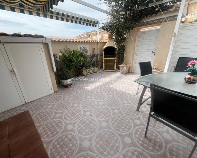 Image No.4-2 Bed Townhouse for sale