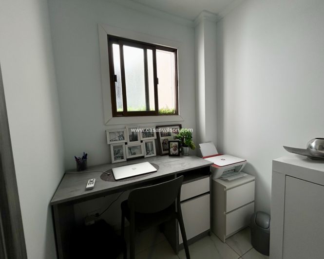 Image No.13-3 Bed Apartment for sale