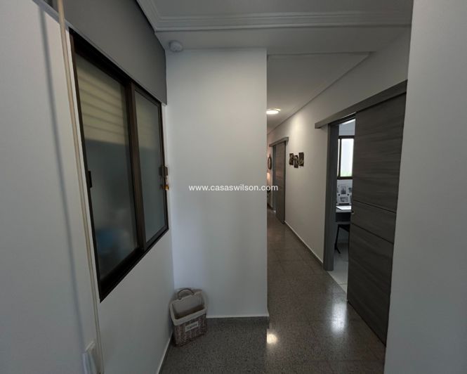 Image No.14-3 Bed Apartment for sale