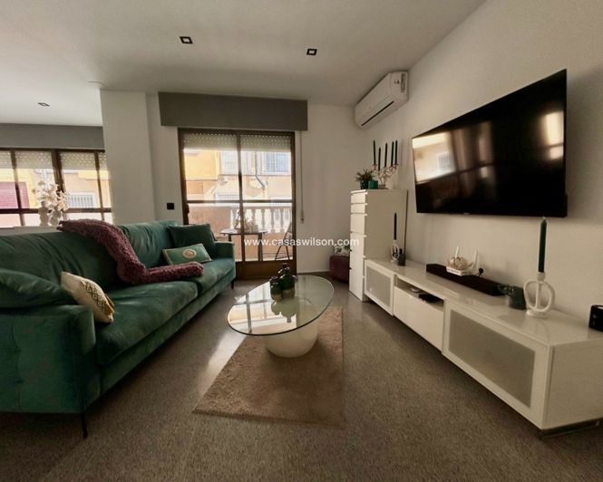 Image No.28-3 Bed Apartment for sale