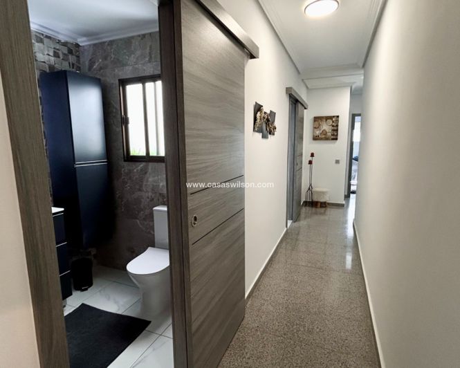 Image No.38-3 Bed Apartment for sale