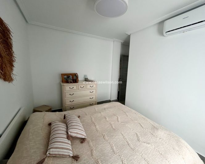 Image No.43-3 Bed Apartment for sale