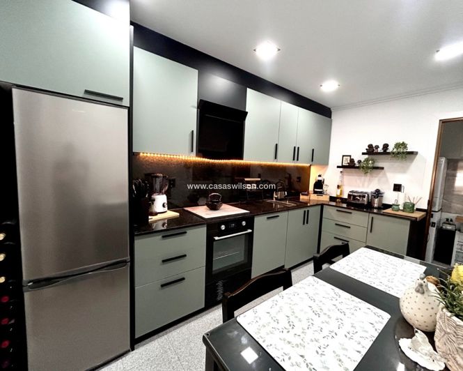 Image No.6-3 Bed Apartment for sale