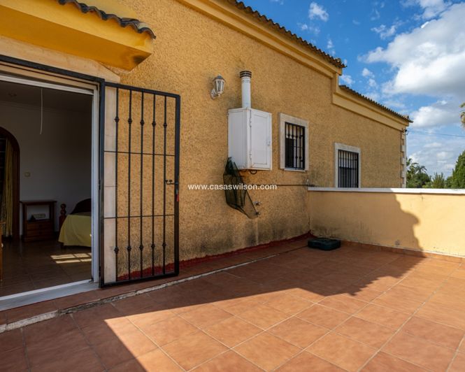 Image No.24-5 Bed Villa for sale