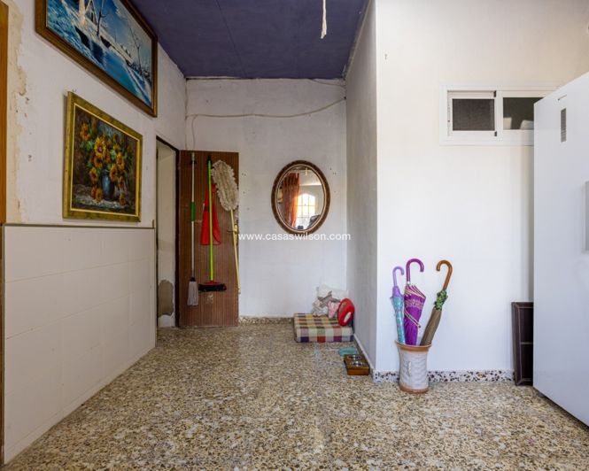 Image No.31-5 Bed Villa for sale