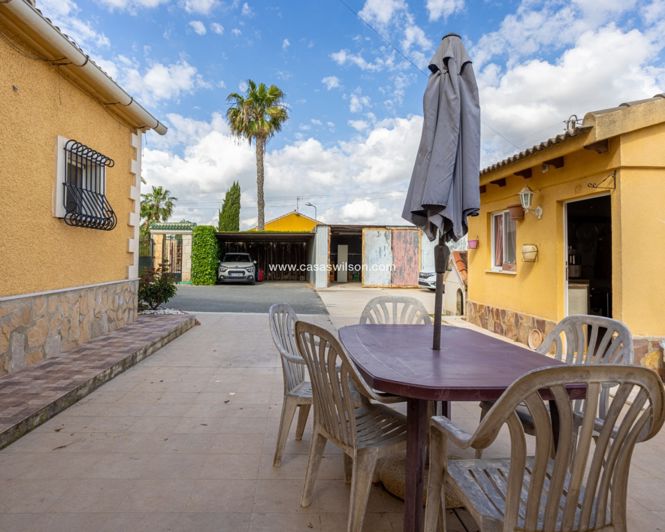 Image No.34-5 Bed Villa for sale