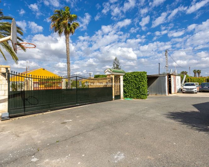 Image No.47-5 Bed Villa for sale
