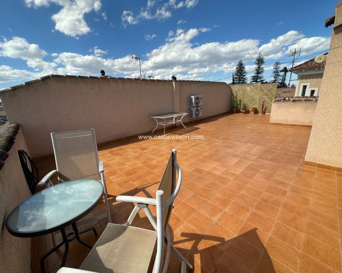 Image No.27-3 Bed Townhouse for sale