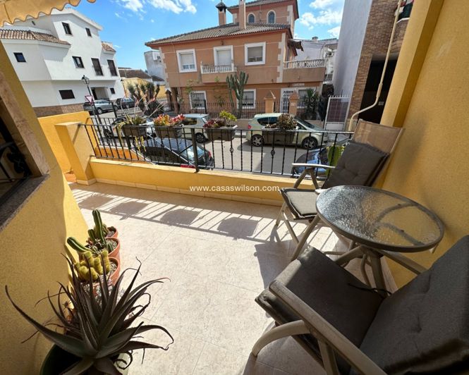 Image No.4-3 Bed Townhouse for sale