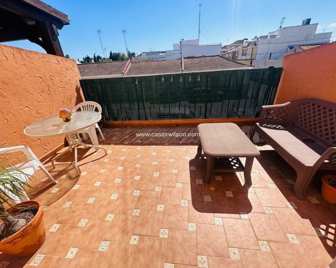Image No.27-3 Bed Townhouse for sale