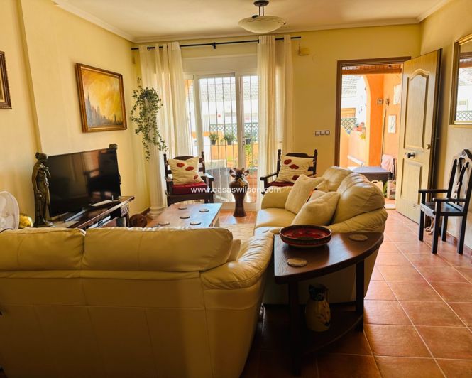 Image No.8-3 Bed Townhouse for sale