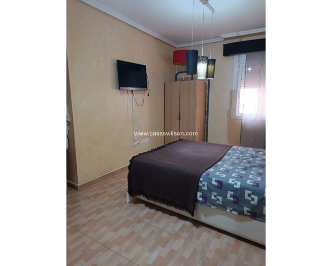 Image No.21-2 Bed Apartment for sale