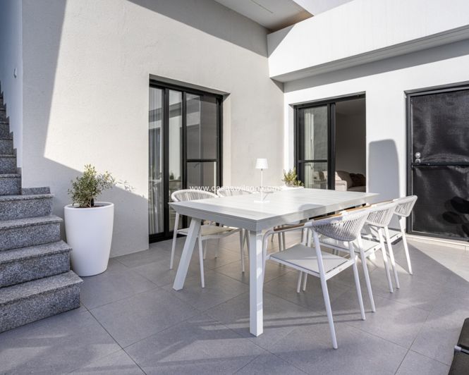 Image No.33-3 Bed Villa for sale
