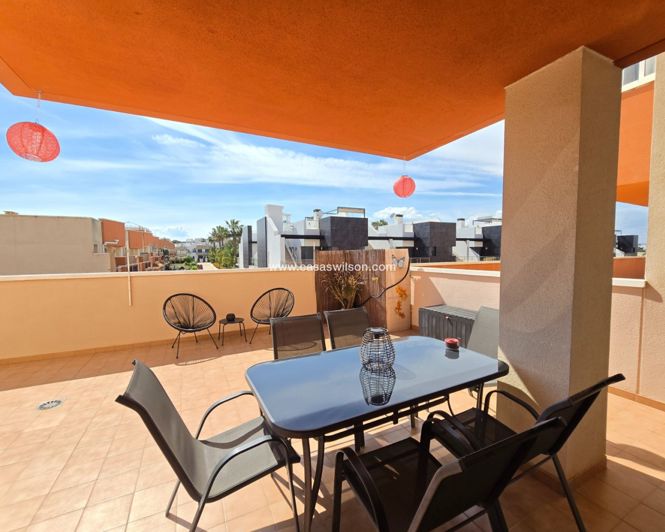 Image No.2-Propriété de 2 chambres à vendre à Orihuela Costa
