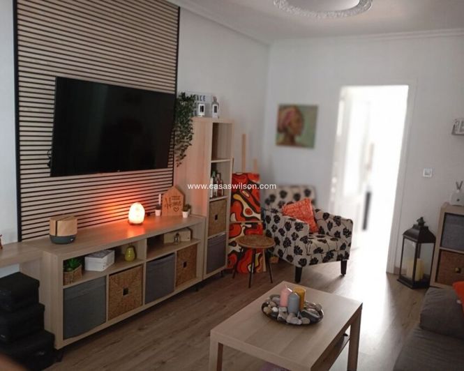Image No.15-2 Bed Apartment for sale