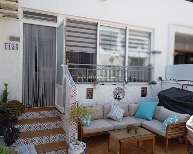 Image No.17-2 Bed Apartment for sale