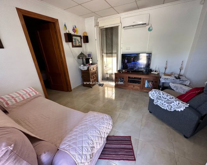 Image No.5-3 Bed Townhouse for sale