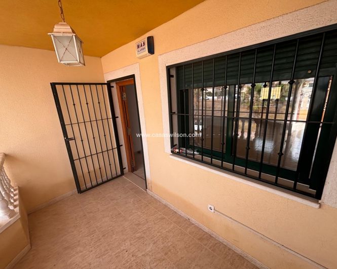 Image No.13-2 Bed Property for sale