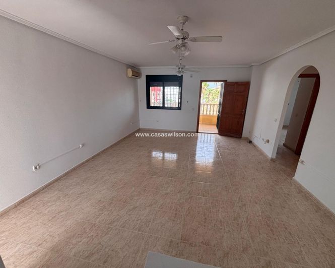Image No.5-2 Bed Property for sale
