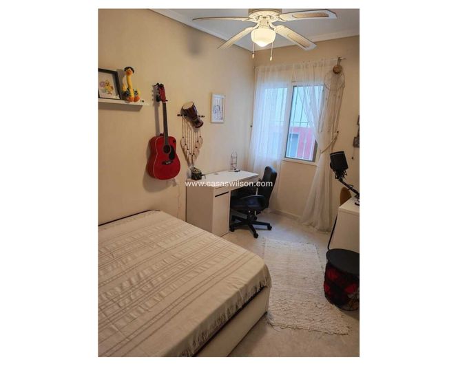 Image No.35-2 Bed Apartment for sale