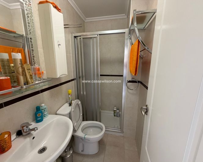 Image No.22-2 Bed Apartment for sale
