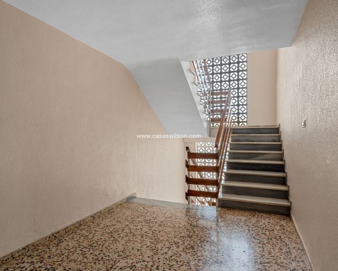 Image No.25-Appartement de 2 chambres à vendre à Orihuela Costa