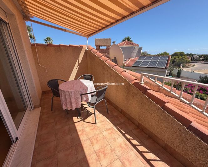 Image No.31-3 Bed Villa for sale