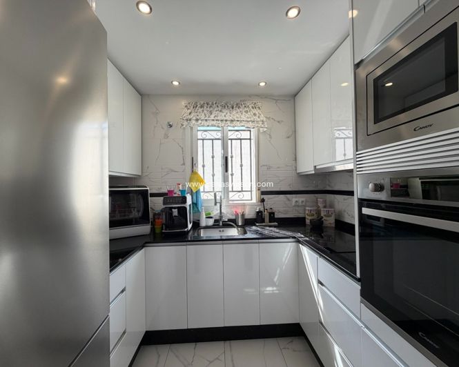 Image No.11-2 Bed Apartment for sale