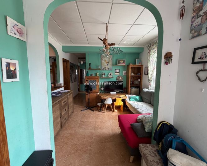 Image No.3-3 Bed Apartment for sale