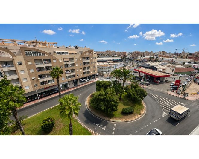 Image No.26-2 Bed Apartment for sale