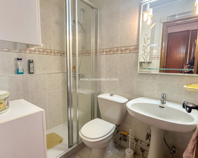 Image No.10-2 Bed Townhouse for sale