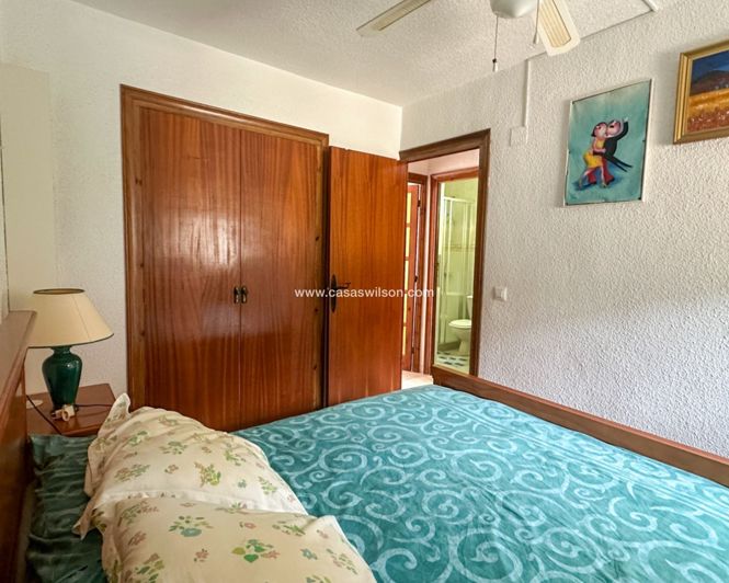 Image No.17-2 Bed Townhouse for sale