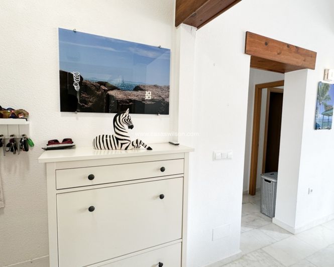 Image No.10-2 Bed Townhouse for sale
