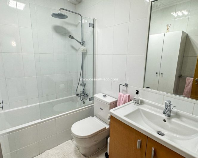Image No.22-2 Bed Townhouse for sale