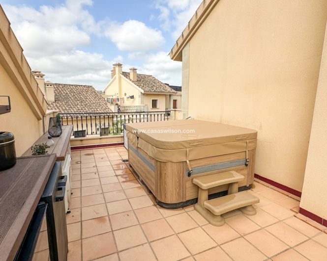 Image No.32-2 Bed Townhouse for sale