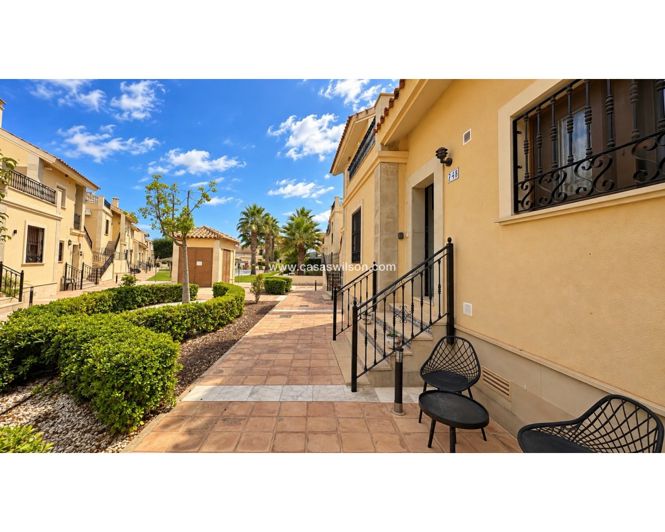 Image No.41-2 Bed Townhouse for sale