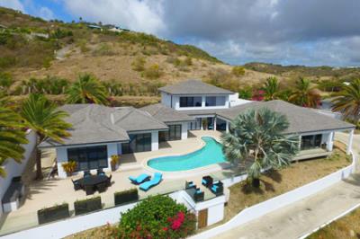 6 Bed Villa for sale