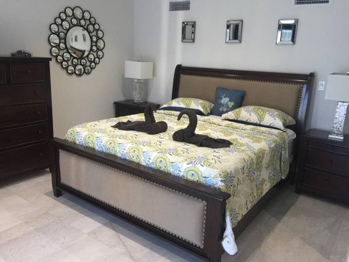 Image No.8-6 Bed Villa for sale