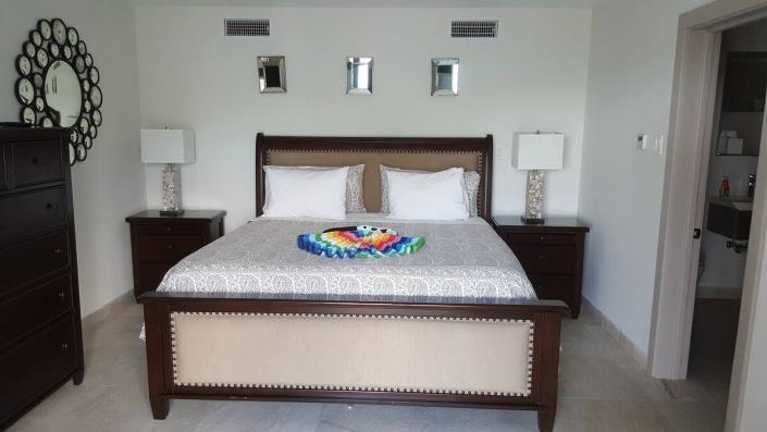 Image No.9-6 Bed Villa for sale