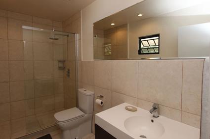 Image No.2-6 Bed Villa for sale