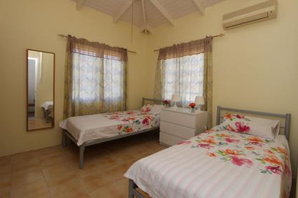 Image No.8-6 Bed Villa for sale