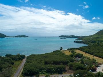 1 - Falmouth, Land