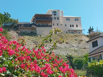 Image No.7-6 Bed Villa for sale