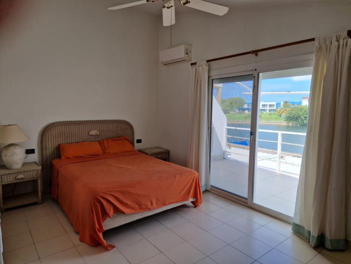 Image No.12-2 Bed Townhouse for sale