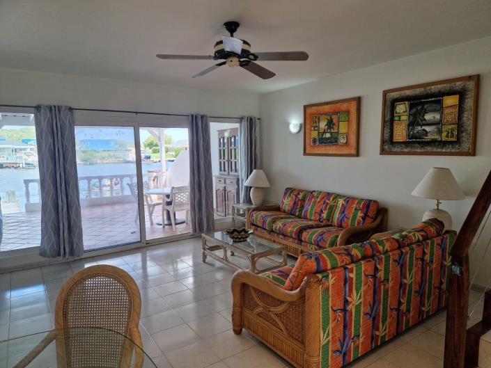 Image No.18-2 Bed Townhouse for sale