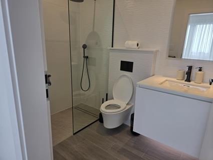 Image No.15-2 Bed Condo for sale