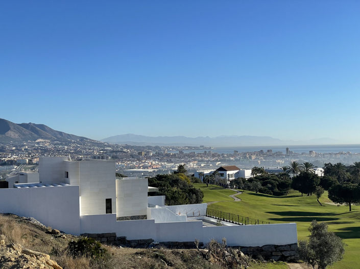 Image No.29-3 Bed Villa for sale